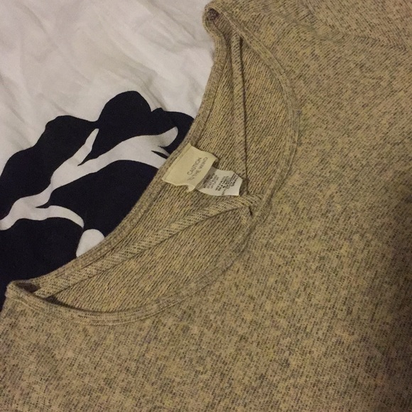 Soft flowy shirt - Picture 2 of 3